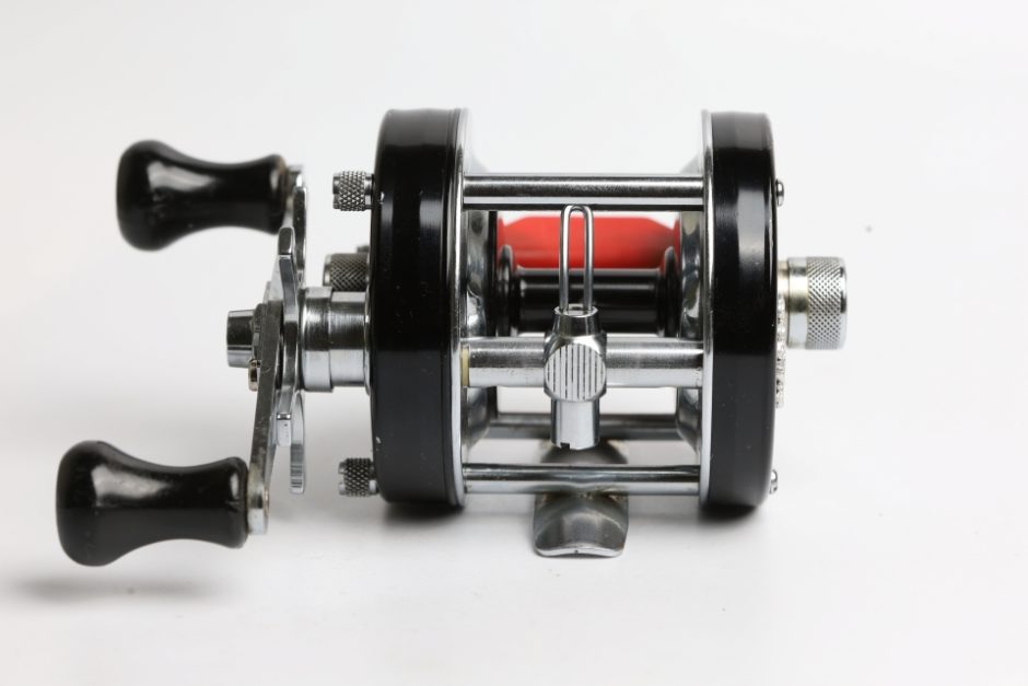 アブガルシア アンバサダー 5600C 761200 赤ベロ – Tackle Shop Sunnyday