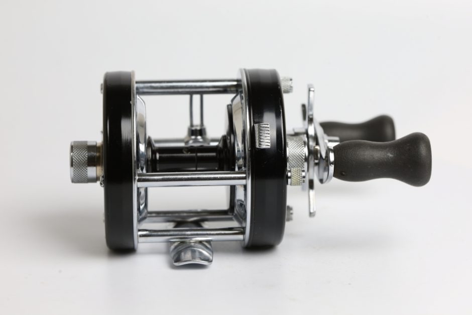 アブガルシア アンバサダー 5000C 770404 ☆注意☆ – Tackle Shop Sunnyday