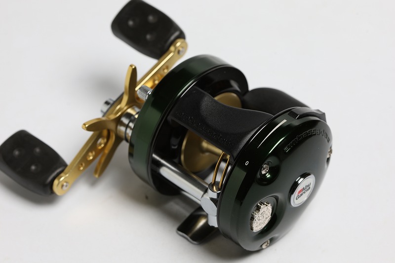 アブガルシア アンバサダー 5600C5 MAG-X 濃緑 160017