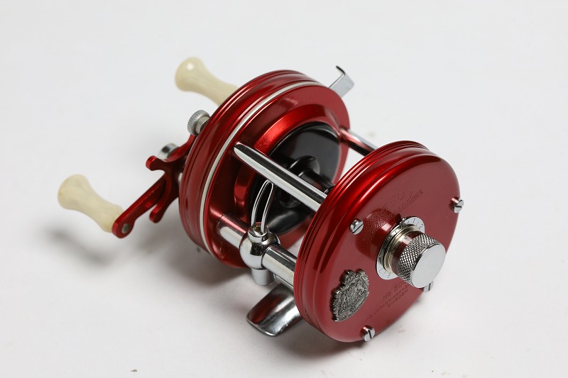 アブガルシア アンバサダー 5000 255449 初期 4スクリュー 未使用