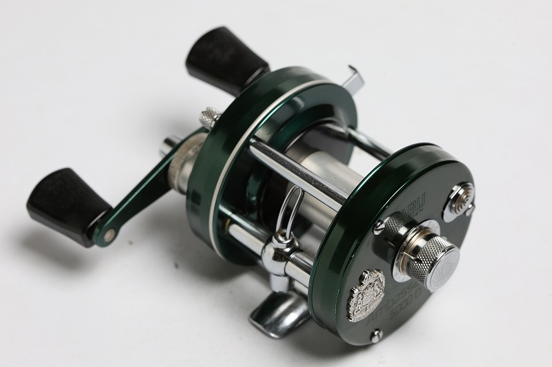 アブガルシア アンバサダー 5000D 731200(04)ファースト 未使用並み ダ イレクトドライブ