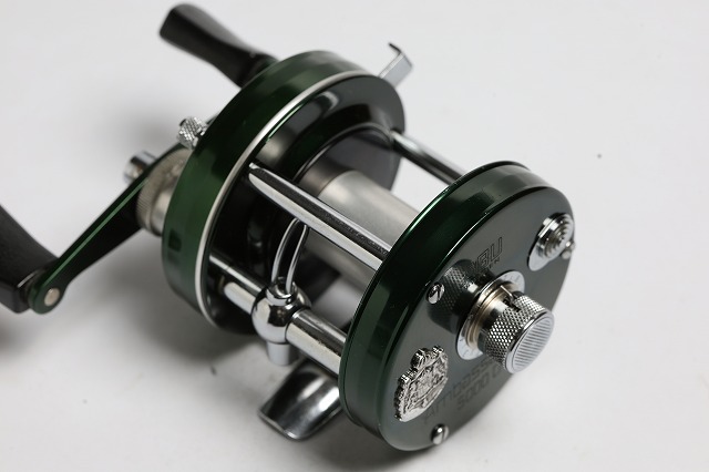 アブガルシア アンバサダー 5000D 731200(05)ファースト 未使用並み ダ イレクトドライブ リールポーチ付