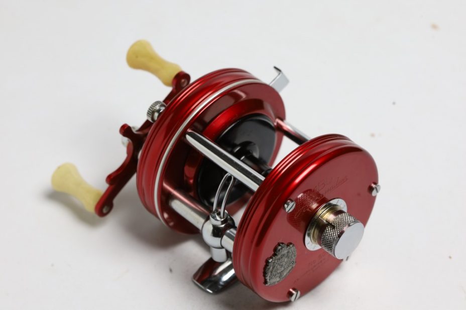 アブガルシア アンバサダー 5000 364206 4スクリュー 初期 未使用 リー ルポーチ付