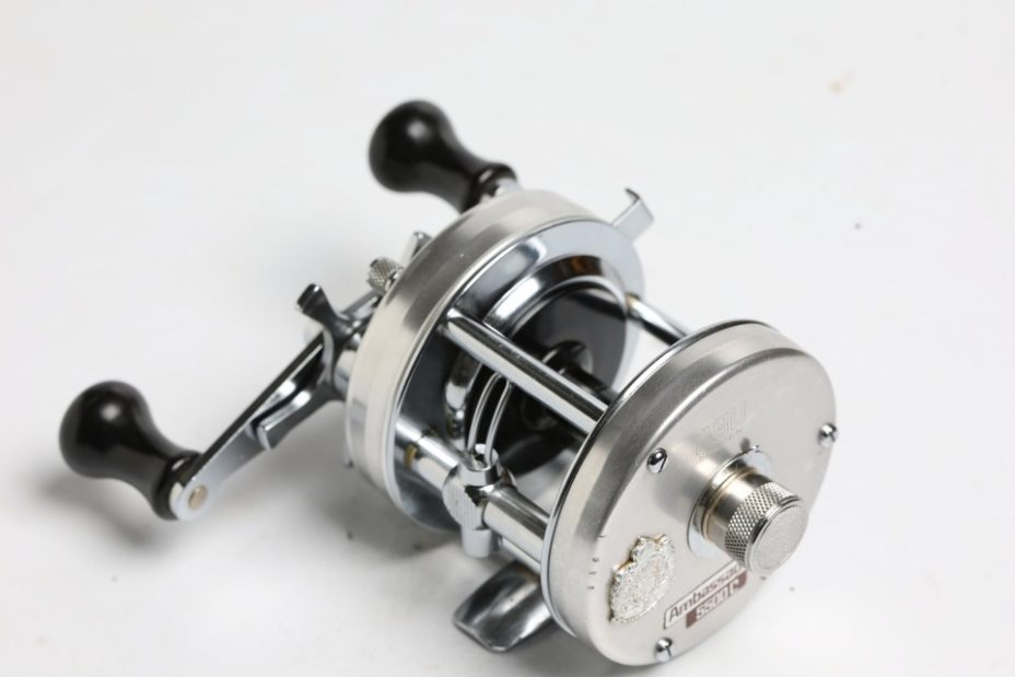 ★アブガルシア　アンバサダー5500c　ビンテージ　リールシルバー アブガルシア アンバサダー 5500C 790503 動画あり リールポーチ付