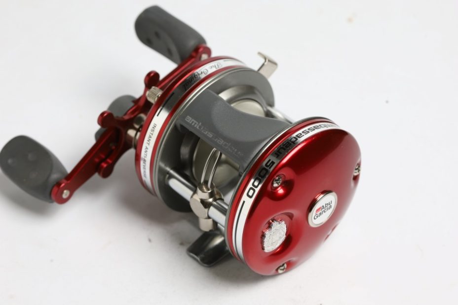 アブガルシア アンバサダー 5000 090112 未使用並み パーミングカップ リールポーチ付