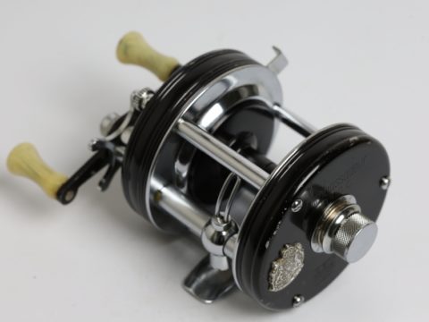 ★アブガルシア　アンバサダー5000c　ビンテージ　リール 　ブラック ☆アブガルシア アンバサダー5000C ビンテージ リール ブラック